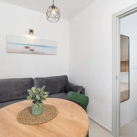 Ivas Mobile Homes And Apartments Pakostane Exterior photo