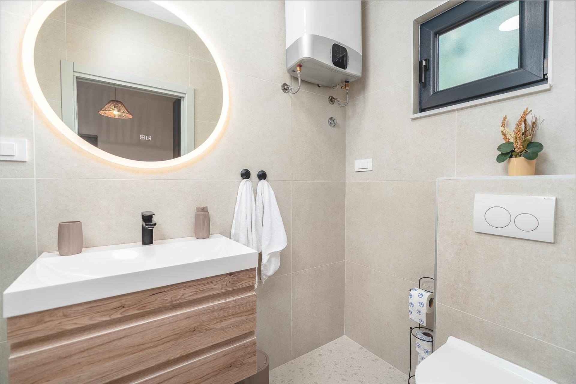 Ivas Mobile Homes And
